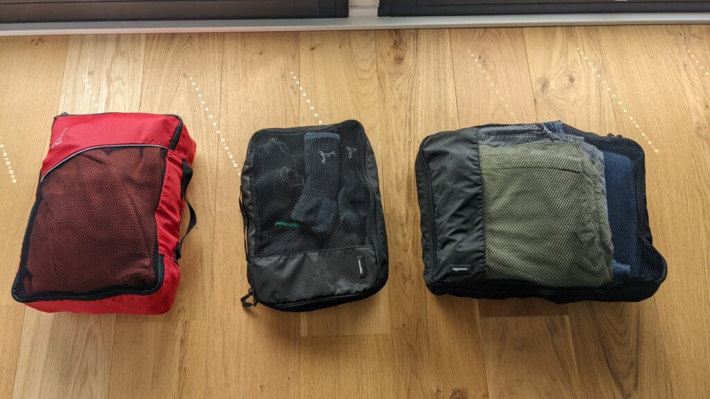 Pack- oder Kleidertaschen für die Reise