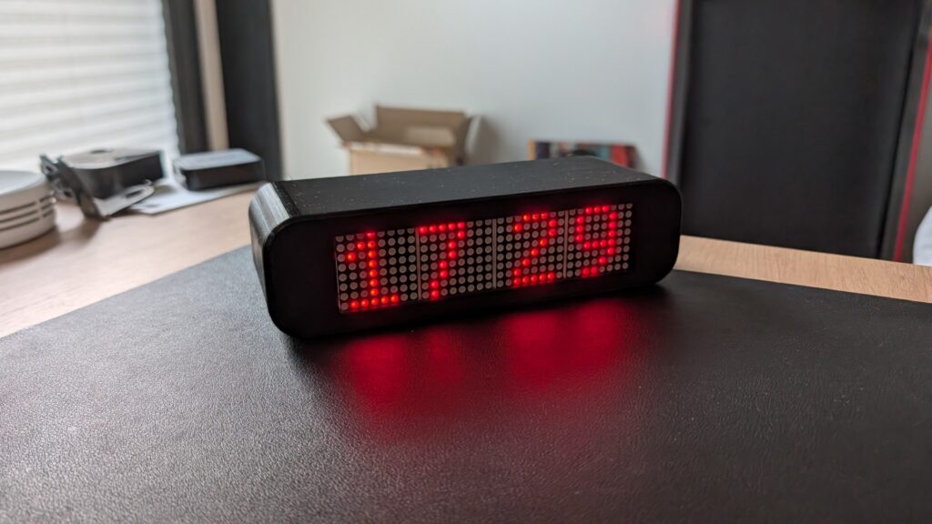DIY: Smarte Pixel Clock mit ESPHome und dem MAX7219 DIY: Smarte Pixel Clock mit ESPHome und dem MAX7219