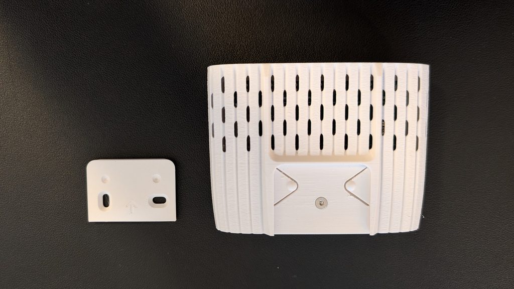 smattex Plug & Play Set White – Home Assistant ohne Einrichtungsaufwand? Kleines aber nettes Detail: eine Wandhalterung für den smattex white